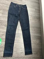 Levis Jeans high rise skinny w25 Nordrhein-Westfalen - Meinerzhagen Vorschau