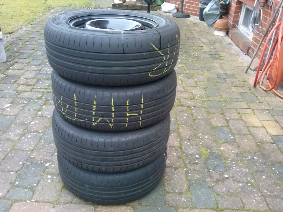 Verkaufe 4 gebrauchte Sommerreifen von Dunlop 205/65 R15 94 V in Burgwedel