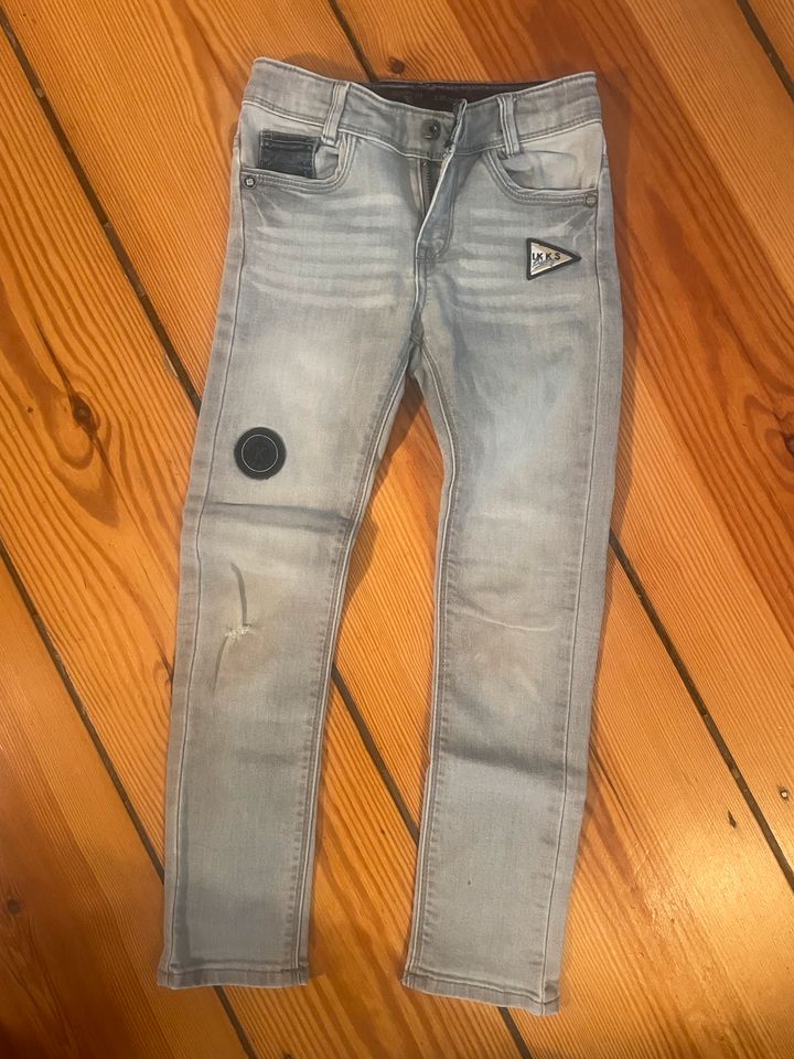 IKKS Jeans Größe 122 in Hamburg