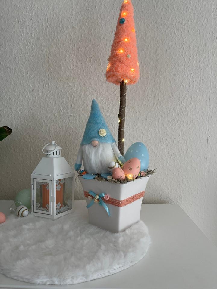 Osterbaum, Ostergesteck, Osterdeko, Ostereier, Osterhase, Led in Leipzig