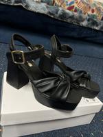 schwarze High Heels – neu & stilvoll! Brandenburg - Forst (Lausitz) Vorschau
