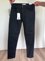 Slim Fit Jeans / Neu mit Etikett / schwarz Köln - Porz Vorschau