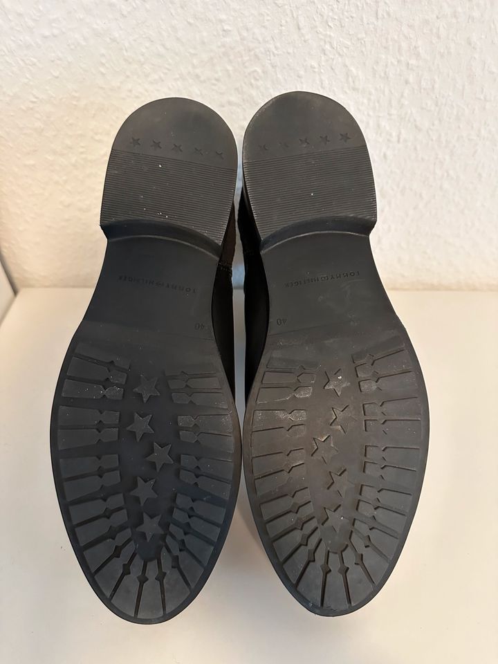 Tommy Hilfiger Stiefeletten 41 schwarz in Erlangen