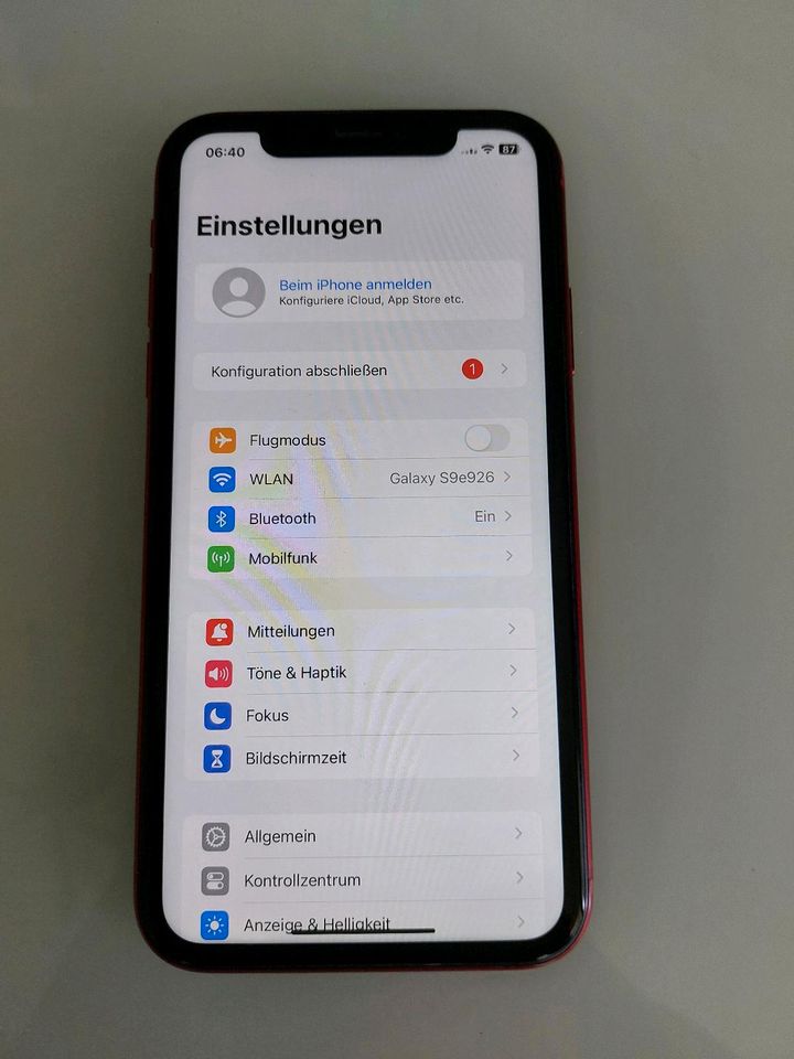 Apple iPhone XR X 128GB Rot/Schwarz in Bergkamen