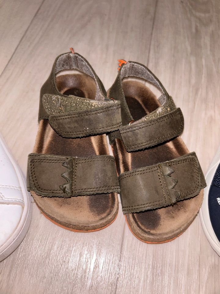 Sneaker, Sandalen, Hausachuhe 23 Superfit, Adidas Stan Smith in Hamburg