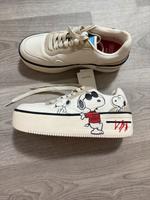 Bershka Chucks Mitte - Gesundbrunnen Vorschau