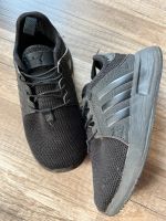 Adidas Kinder Sneaker Turnschuhe schwarz 26 ohne Verschluss Niedersachsen - Wardenburg Vorschau