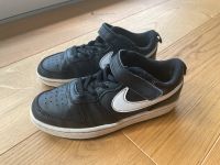 Nike Court Borough Sneaker Kinder Größe 32 Hessen - Eltville Vorschau