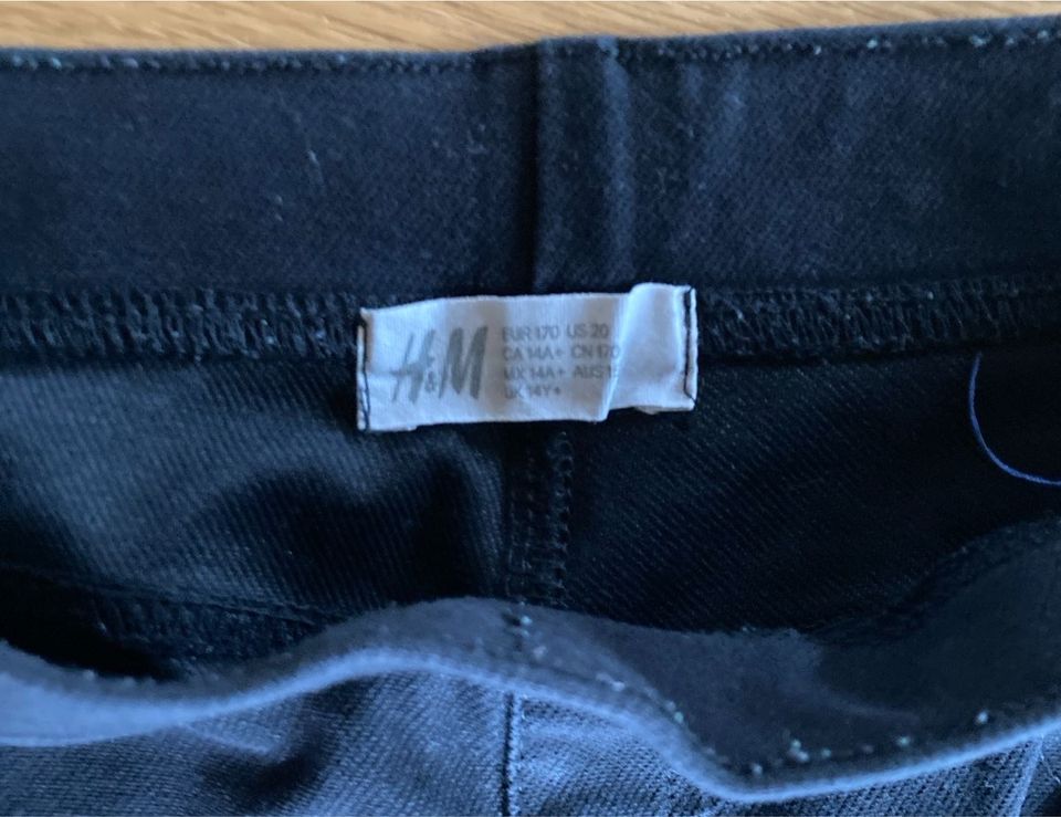 Jeggins/Hosen H&M Größe 170 schwarz, anthrazit, grün in Bad Alexandersbad