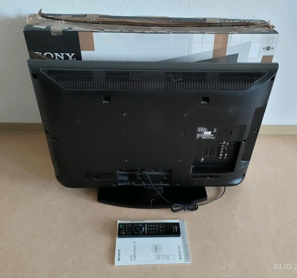 Sony Bravia LCD Fernseher KDL-32EX500 in Dreieich