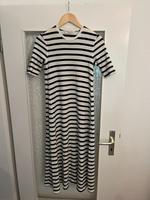 Kleid S/M Sommerkleid Shirt Shorts Rock Hose Bluse Hemd Unterhemd Berlin - Lichtenberg Vorschau