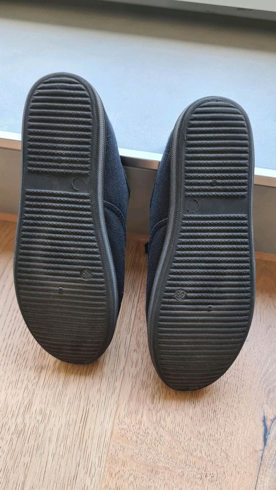 Slipper mit Schnürung schwarz von Anna Field Gr. 38 in Leipzig