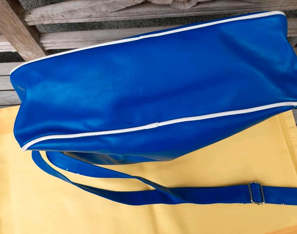 Spooby Retro Tasche Sporttasche Umhängetasche Schultasche blau in Wesel