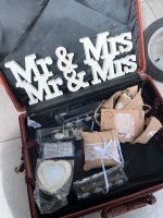 Hochzeitskoffer Cards Mr & Mrs Tischnummern Hessen - Staufenberg Vorschau
