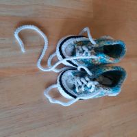 Witzige Sneaker für Babys, ca. Größe 19/20, handmade Socken München - Thalk.Obersendl.-Forsten-Fürstenr.-Solln Vorschau