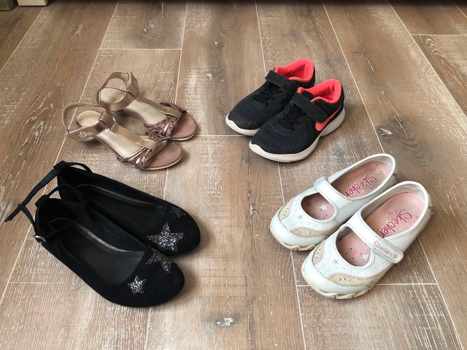 ⭐️Schuhe Paket⭐️ Gr.33 ( Nike, S.Oliver, Sketcher) in Aschersleben