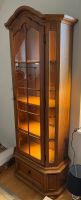 Vitrine Glasvitrine alt vintage oldschool Schrank Vitrine LED Niedersachsen - Isernhagen Vorschau