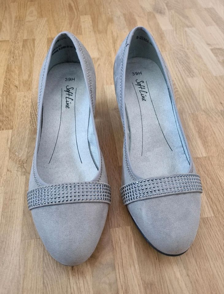 Pumps beige, Größe 39H *NEU* in Efringen-Kirchen