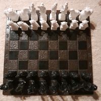Schachspiel China Figuren Vintage Retro Spiel Spaß Hessen - Solms Vorschau