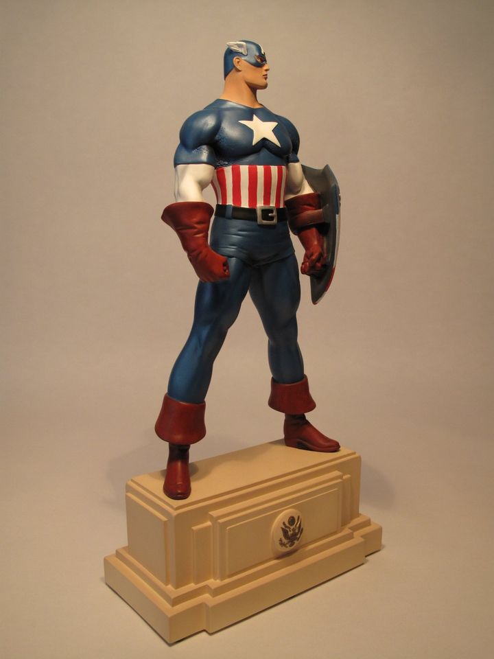 Captain America Modern Version Bowen Designs Full Size Statue in Oppenau