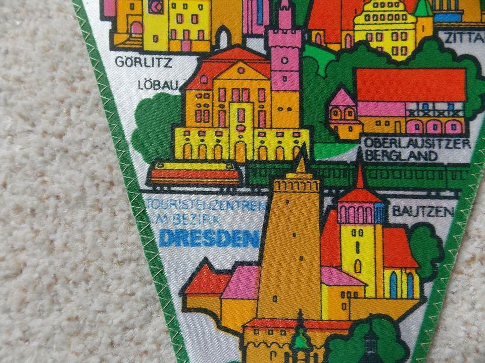 Wimpel aus DDR- Zeiten in Halberstadt