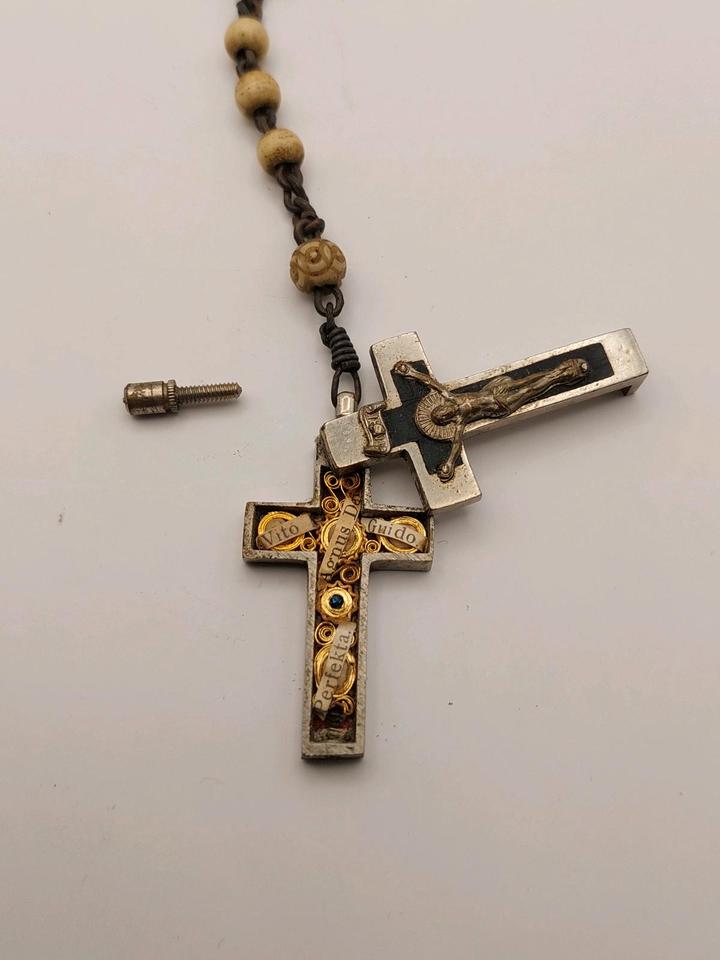 Reliquienkreuz (AGNUS DEI-GUIDO-VITO-PERFEKTA)mit Rosenkranz in Ingolstadt