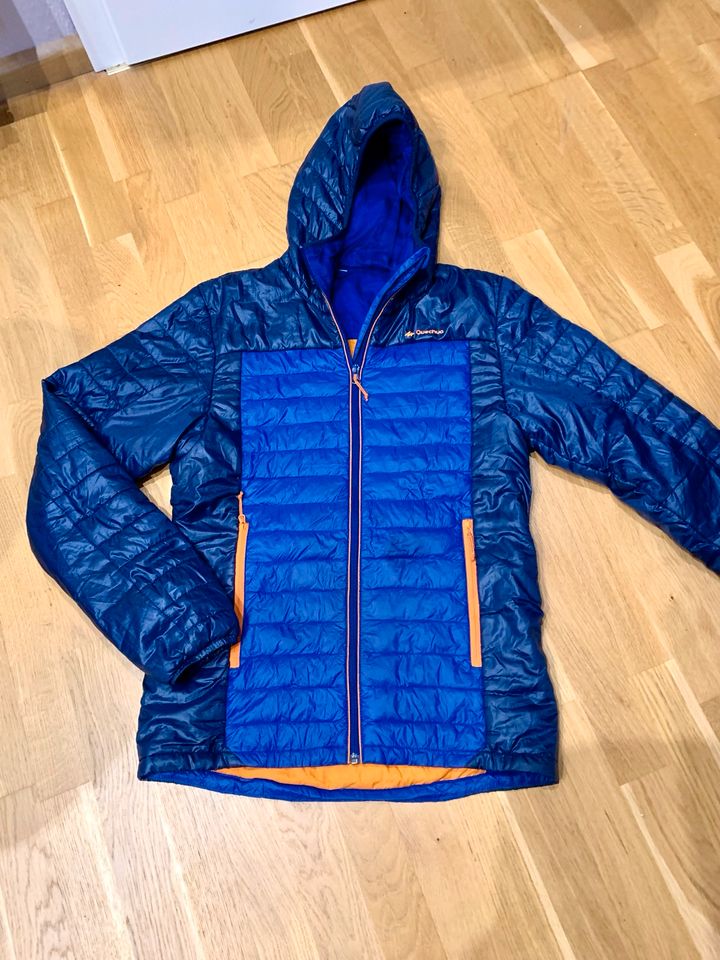 Super Quechua Jacke Gr. M Leichtsteppjacke blau in Herbolzheim