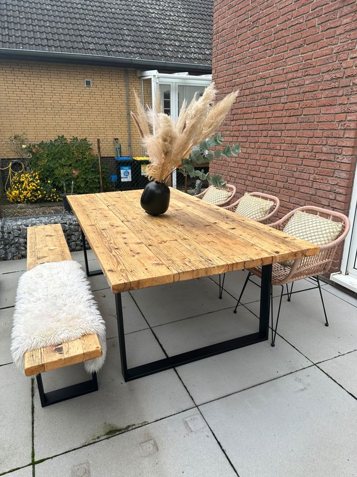 Gerüstbohlen Tisch Esstisch Gartentisch Gerüstbohlentisch in Hannover