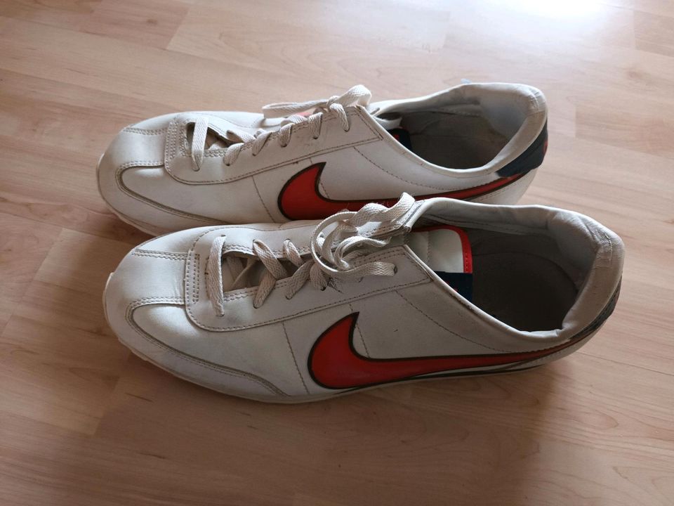 Nike Sportschuhe Turnschuhe Laufschuh Marke in Neuwied