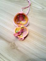 Polly Pocket Amulett, Pretty Present Locket  90er Jahre Bayern - Scheßlitz Vorschau