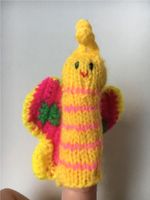 Kleine gestrickte Fingerpuppe Schmetterling gelb rosa Spielzeug Süd - Niederrad Vorschau