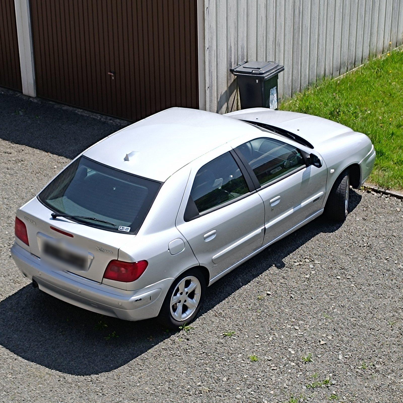 Abbildung des Autos Citroän. Xsara 1.6 16 v …