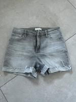 H&M Jeans Short 34 grau Hessen - Lorsch Vorschau