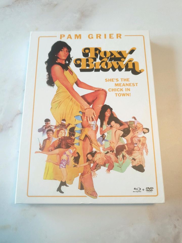 FOXY  BROWN BLURAY MEDIABOOK in Geseke