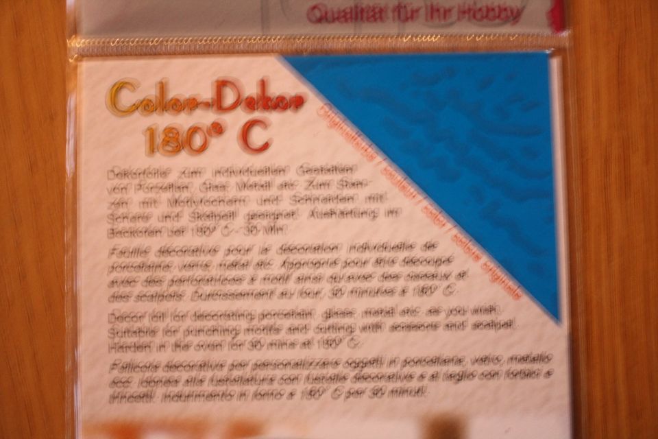 Color-Dekorfolie, versch. Farben, 100x200 mm. je 3,00 Euro in Kleve