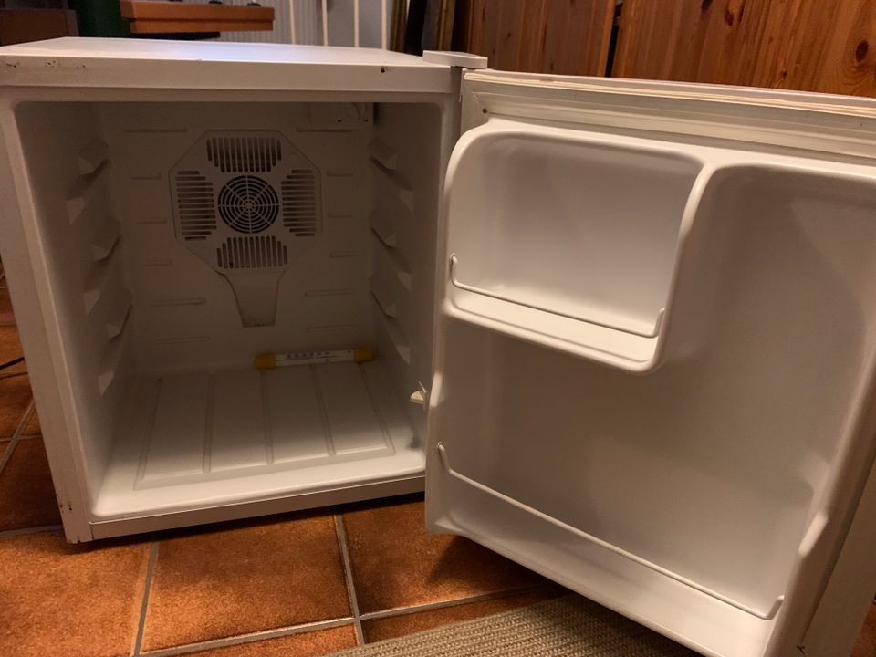 KB  50P  Kühlschrank in Vaterstetten