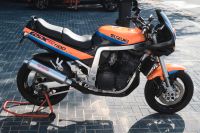 Suzuki Gsxr 1100 Luft Öl gekühlt Gv 73 Nordrhein-Westfalen - Werther (Westfalen) Vorschau