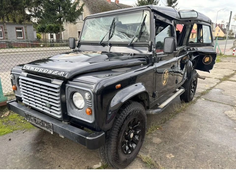 Land Rover Defender 110 2.2 TD4 SE Utility 70 TKm BJ 2012 in Frankfurt (Oder)