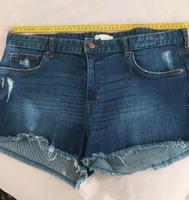 Jeans Shorts Gr.44 H&M blau neuwertig Nordrhein-Westfalen - Mönchengladbach Vorschau