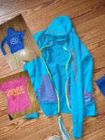 Zumba Sport Instructor Jacke Pullover T-shirt xs s Paket o einzel Eimsbüttel - Hamburg Eimsbüttel (Stadtteil) Vorschau