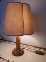 Lampe mit Schirm / Tischlampe Baden-Württemberg - Sasbach Vorschau