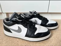Jordan Schuhe – Größe 38 – Grau/Schwarz/Weiß Düsseldorf - Bilk Vorschau