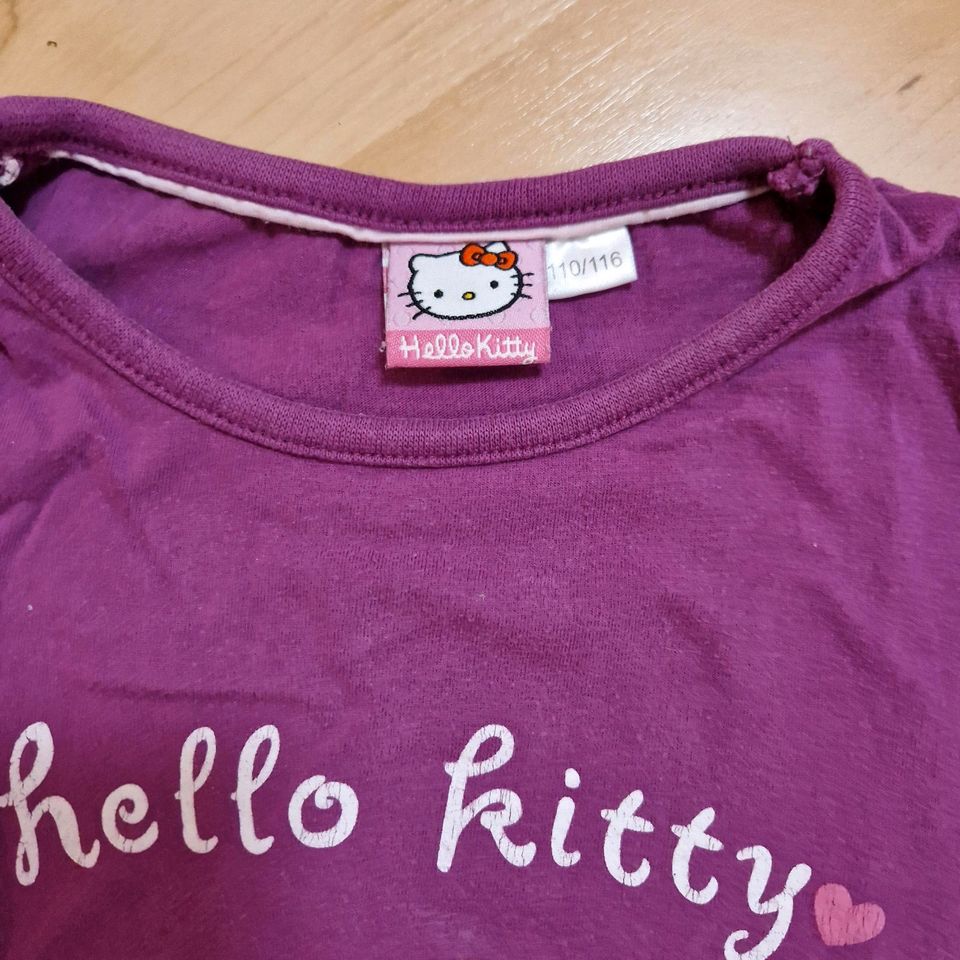 T-Shirt Hello Kitty Größe 110/116 in Eggolsheim