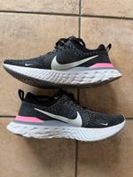 Nike Laufschuhe React Infinity Run Turnschuhe Gr.44,5 Herren Sachsen-Anhalt - Lutherstadt Wittenberg Vorschau
