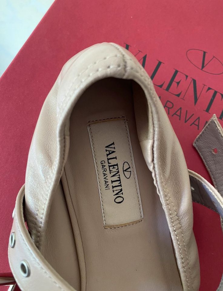 Valentino Garavani Ballerinas, Gr 37, Neu in Frankfurt am Main