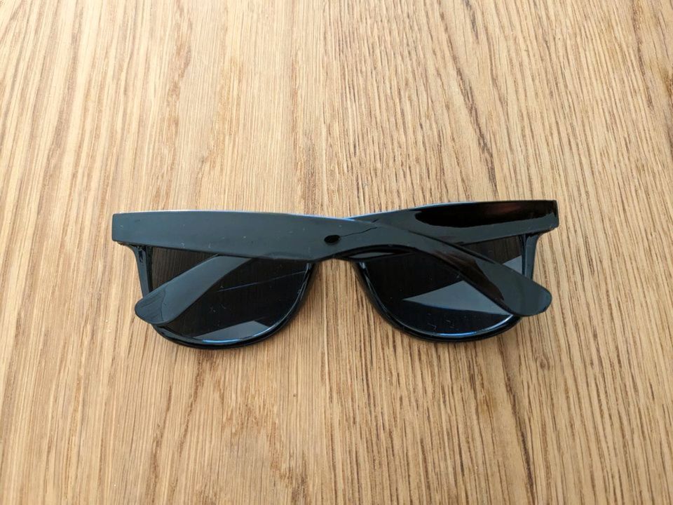 Sonnenbrille schwarz kein Ray Ban in Rosenheim