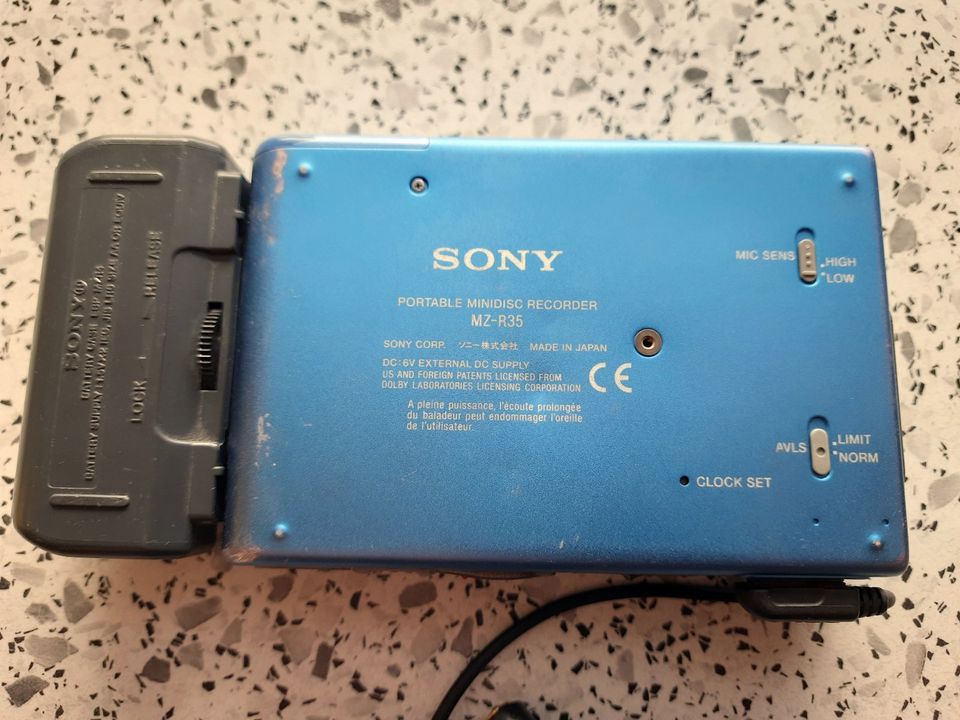 Sony MZ-R35 Minidisk-Walkman / Recorder mit Zubehör in Bergisch Gladbach