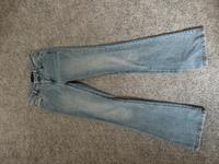 Sexy Stradivarius flared Jeans - wie neu Berlin - Steglitz Vorschau