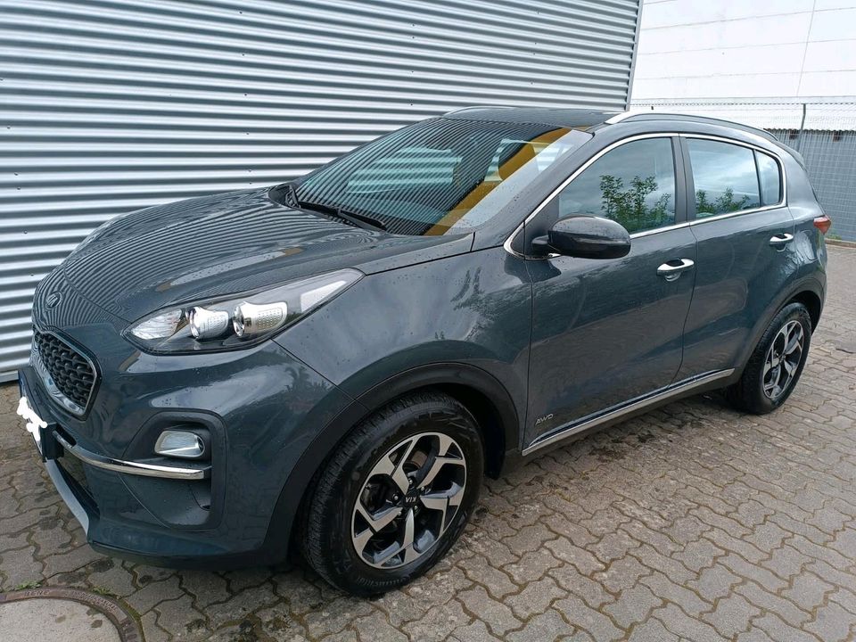 KIA  sportage hybrid in Melsungen