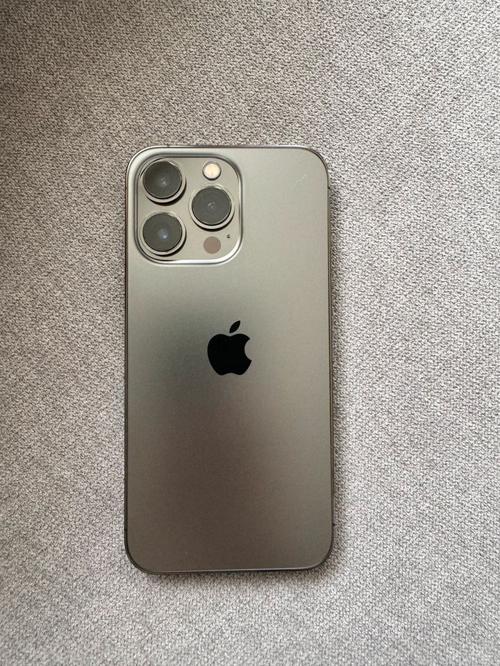 iPhone 13 Pro | Graphite | 128GB | OVP | neuwertig in Neuhof